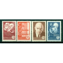 URSS 1976 - Y & T n. 4270/73 -  Serie ordinaria (Michel n. 4637/40 v)